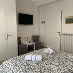 Casa Elodie Gasthuis 3*
